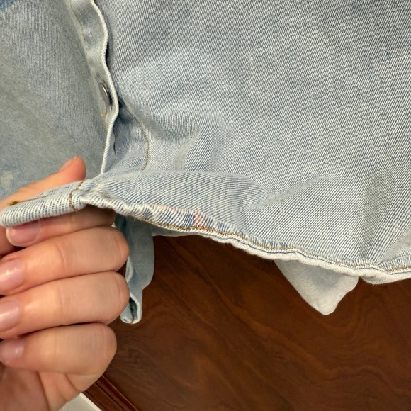 POL Denim Button Down Shirt Jacket Leopard‎ Print Sleeves Size Small - Picture 4 of 7